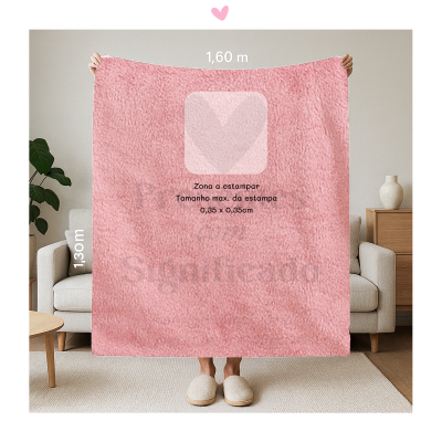 Manta cor-de-rosa segurada, texto indicando zona de estampar