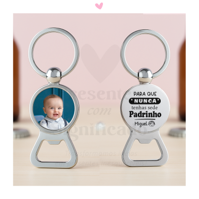Porta-chaves metálico com foto de bebé e texto personalizado para padrinho