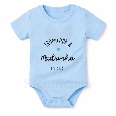 Body azul claro para bebé com texto promocional para madrinha