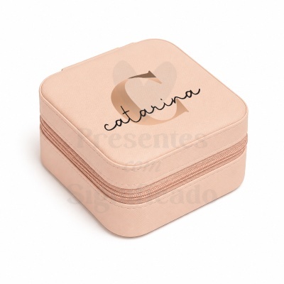Estojo quadrado cor de rosa claro com nome catarina no topo