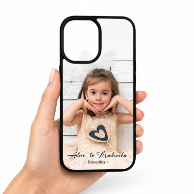 Capa de telemóvel personalizada com foto de menina e texto