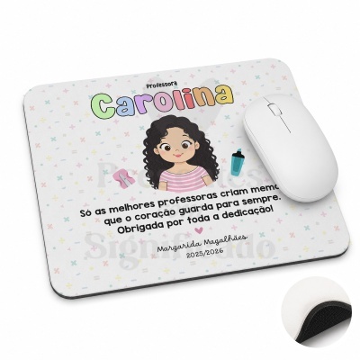 Tapete para rato personalizado com nome Carolina e ilustração