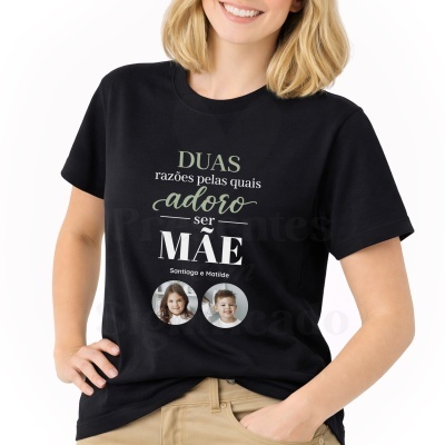 T-shirt preta com texto e fotos de crianças