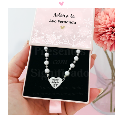 Colar de pÃ©rolas com pendente de coraÃ§Ã£o e caixa rosa com mensagem