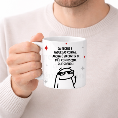 Caneca branca com texto divertido e ilustração