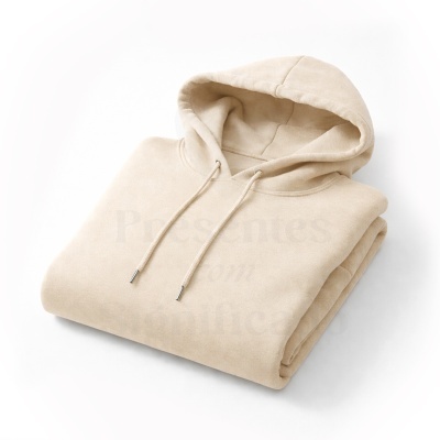 Sweatshirt com capuz bege claro dobrada com cordões ajustáveis e ponteiras metálicas