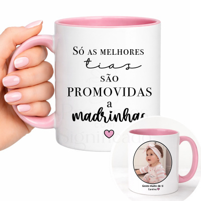 Caneca branca com interior e pega rosa com texto e foto de criança