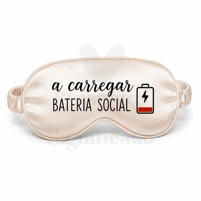 Máscara de dormir bege claro com texto e ícone de bateria.