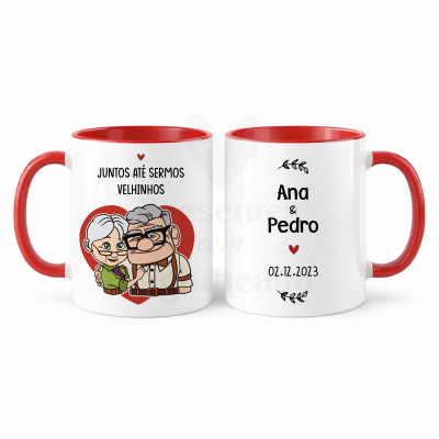 Conjunto de duas canecas brancas com interior e pega vermelhos, impressão casal idoso e texto personalizado.