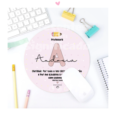 Tapete de rato redondo cor-de-rosa com texto personalizado para professora e acessórios de escritório