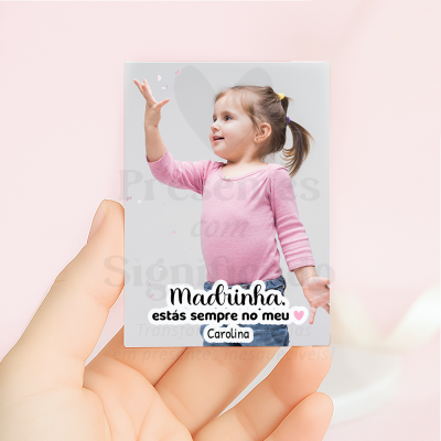 Cartão personalizado com foto de criança e texto para madrinha