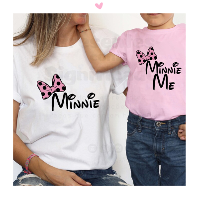 Duas t-shirts com estampado Minnie, branca e rosa