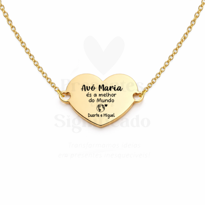 Colar dourado em forma de coração com gravação personalizada
