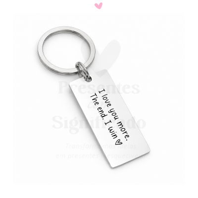 Porta-chaves metálico com pendente retangular e gravação em inglês