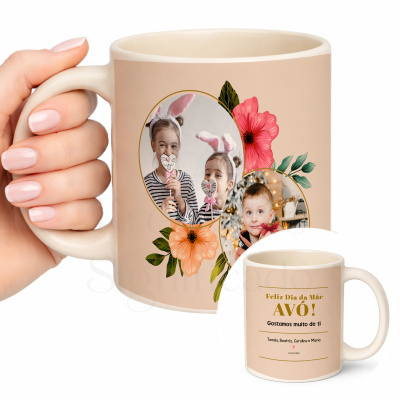 Caneca bege com fotos de crianças e flores, texto em português para dia da mãe avó.
