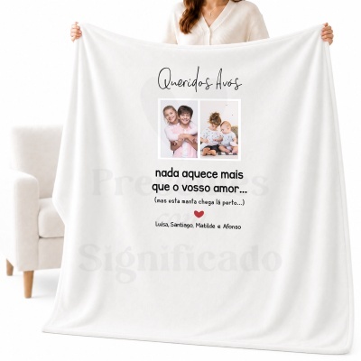 Manta branca personalizada com texto e fotos de crianças
