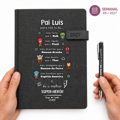 Agenda semanal B5 2027 preta com personalização e super-heróis coloridos