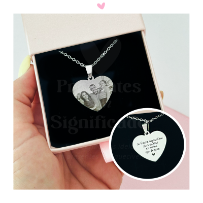 Colar com pendente em forma de coração e caixa de joias cor de rosa claro