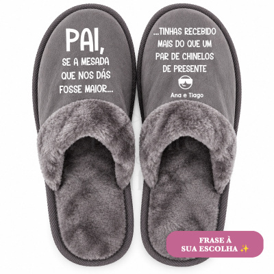 Par de chinelos cinzentos com texto personalizado para pai