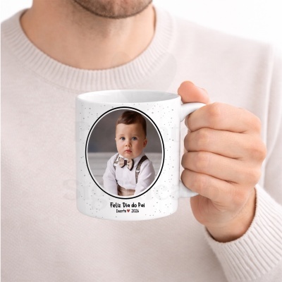Caneca branca com fotografia de bebé e mensagem de Dia do Pai