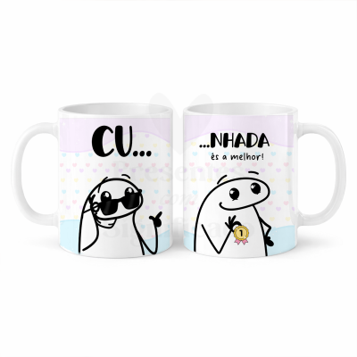 Duas canecas brancas com desenhos de bonecos e texto engraçado em português