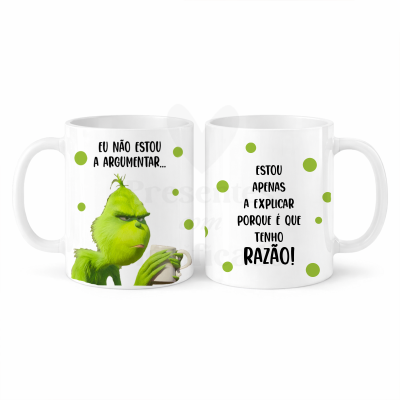 Duas canecas brancas com bolinhas verdes e texto humorístico em português, com imagem do Grinch numa delas.