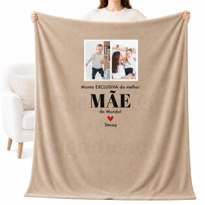 Manta bege com fotos e texto personalizado para o Dia da Mãe