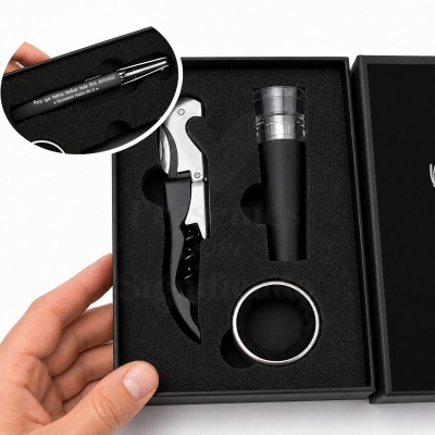 Conjunto acessórios para vinho em estojo preto com saca-rolhas, anel e vedante, caneta preta personalizada
