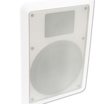 Coluna embutida branca com grelha metálica perfurada