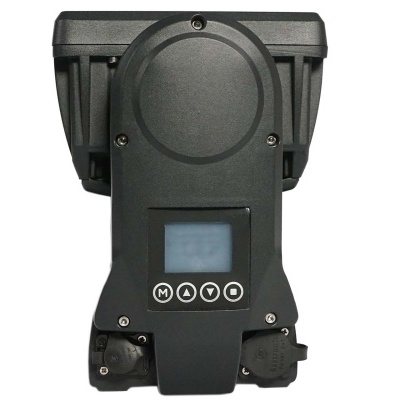 Dispositivo elétrico preto com ecrã e botões