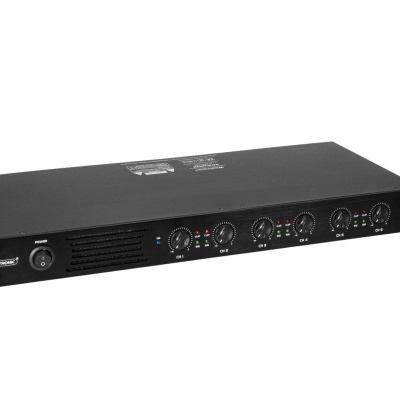 Amplificador de áudio preto com botões e indicadores LED