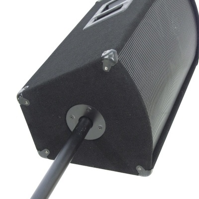 Coluna de som preta com suporte tubular