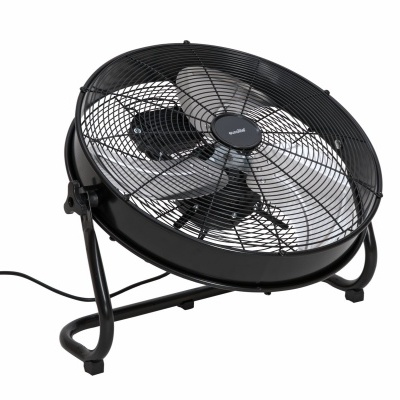 Ventoinha de chão preta com três pás