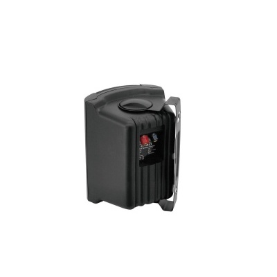 Coluna de som preta com botões vermelho e azul num fundo branco