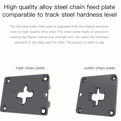 Duas placas metálicas quadradas para corrente, cada uma com recorte cruzado central e quatro furos nos cantos.