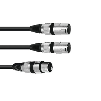 Cabo de áudio com conetores XLR metálicos prateados e cabo preto