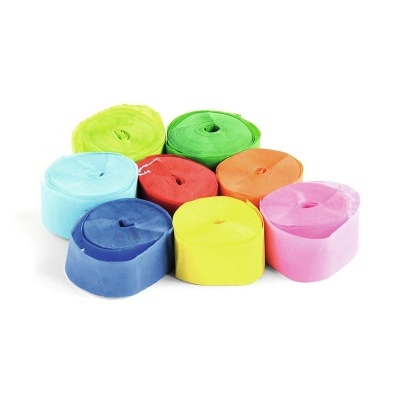 Oito rolos de fita colorida em círculo