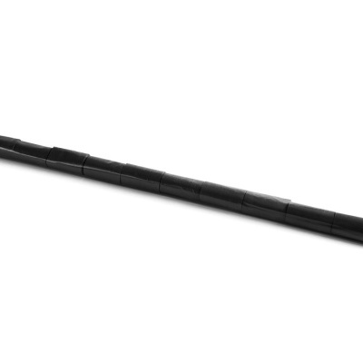 Organizador de cabos preto em plástico flexível sobre fundo branco