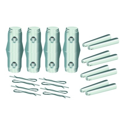 Peças metálicas organizadas em conjunto sobre fundo branco