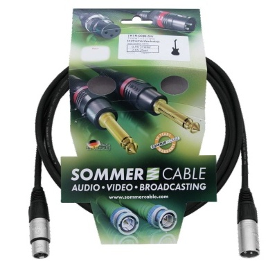 Cabo de áudio Sommer Cable com conectores prateados e cabo preto na embalagem verde e branca.