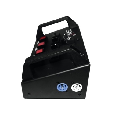 Dispositivo eletrónico preto com pega e botões