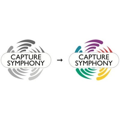 Logotipo CAPTURE SYMPHONY em versões cinzenta e colorida lado a lado com uma seta entre eles