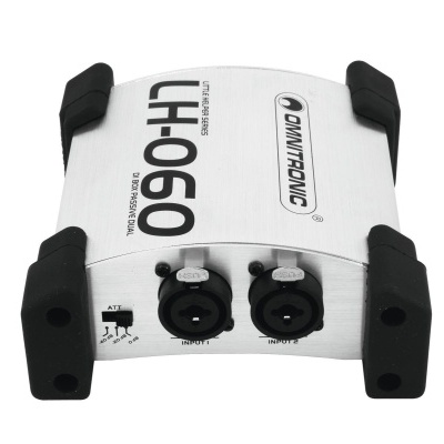 Interface de áudio USB Omnitronic UH-060 prateada com proteções pretas e duas entradas jack