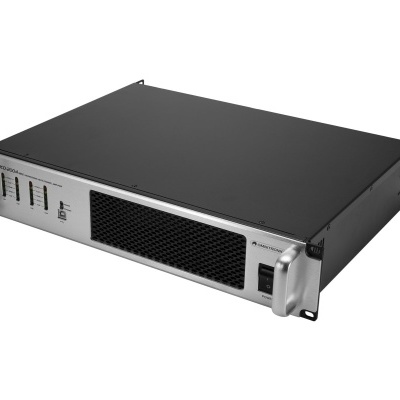 Amplificador de áudio profissional em caixa metálica preta com grelha frontal e botões