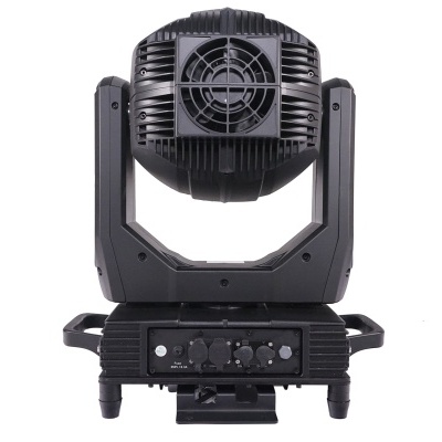Projetor de luz móvel preto com ventoinha visível e painel de controle