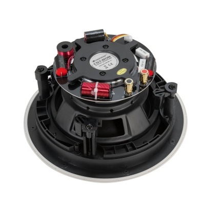 Coluna de teto preta com componentes eletrónicos visíveis e selo com texto