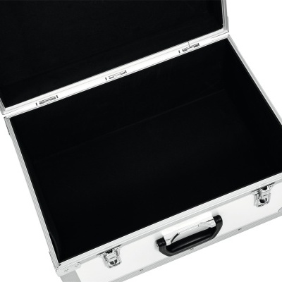 Mala metálica prata aberta com interior preto