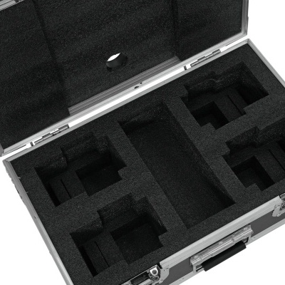 Estojo rígido cinza metálico com interior em espuma preta