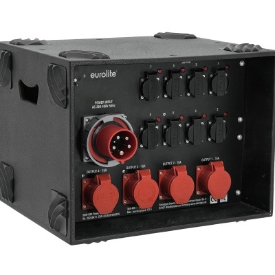 Distribuidor elétrico preto com tomadas e entradas vermelhas