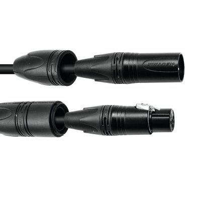 Cabos de áudio pretos com conectores XLR macho e fêmea